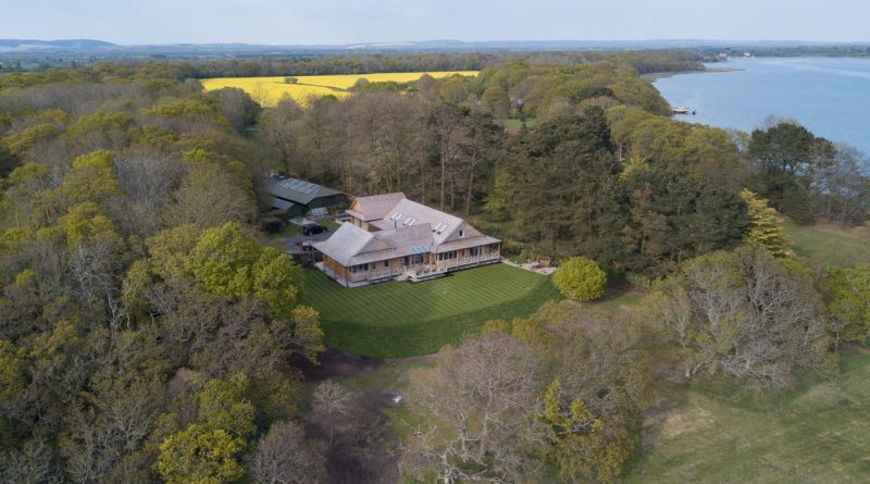 Timberframe home, Bosham Hoe